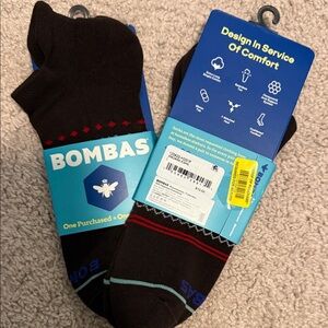 Bombas Ankle Socks with Red and Light Blue Accents